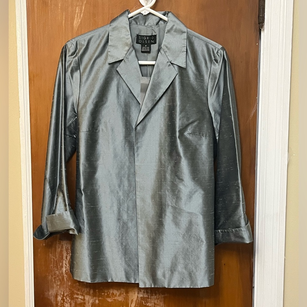 NEW Sigrid  Olsen New green satin type light weight Blazer S